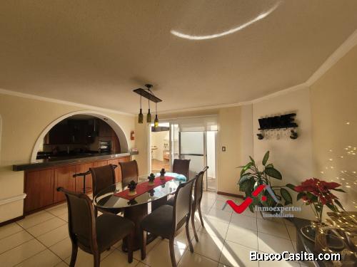 CASA EN VENTA EN SAN CRISTOBAL, ZONA 8 DE MIXCO