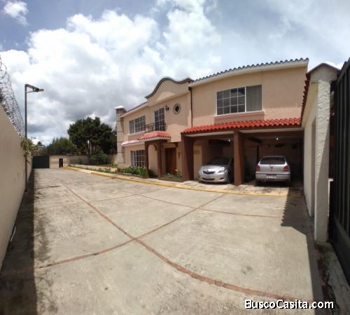 Hermosa Casa En Venta En Condominio Residencial En Xela; Idi: 116992