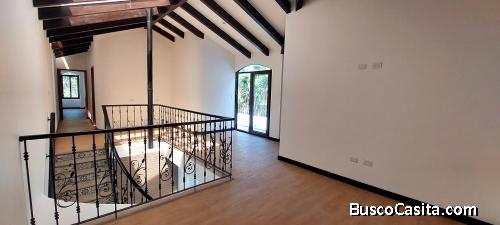 Preciosa casa en #AntiguaGardens a 25min de Antigua de 4 habitaciones 