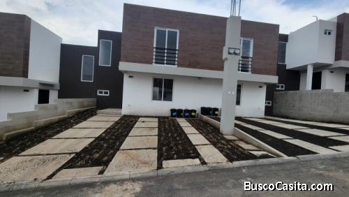 Renta De Casa  Nueva En Residencial Condado San Jacinto; Idi: 136850