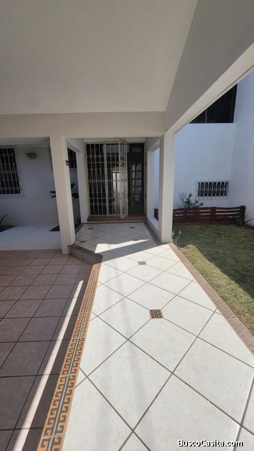Casa Residencial En Venta  Pinares Zona 8 De Mixco; Idi: 134796
