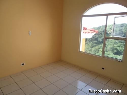 Vendo Casa Con 270.00m2 En San Cristobal Pvc-039-06-13; Idi: 117614