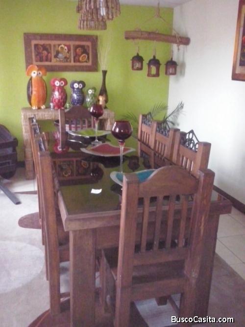 Casa En Venta Con Amplio Jardín Cerca De Sankris Mall; Idi: 117600