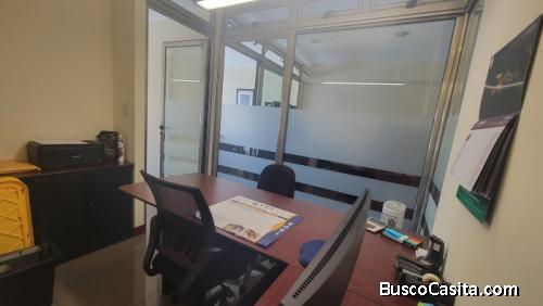 Oficina Tabicada En Venta Plaza Buró Zona 10; Idi: 134171