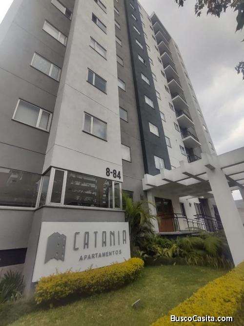 Venta De Apartamento En Edificio Catania ; Idi: 130282
