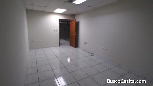 Oficina En Alquiler De 121m² Zona 9 ; Idi: 120504