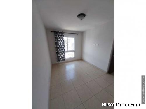 Rento apartamento nuevo en parque 7