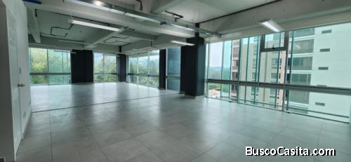 Oficina En Renta En Edificio Moderno De Zona 15; Idi: 136262