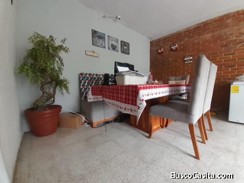 Alquiler De Habitación En Zona 12 Para Joven Soltera; Idi: 132700