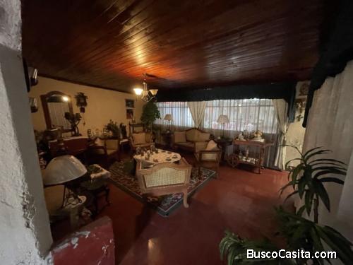 Casa En Venta 2 Cuadras De La Merced Antigua Guatemala; Idi: 121262