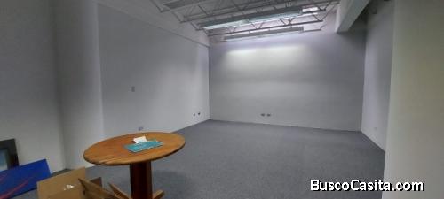 Oficina De 85 Metros En Renta En Zona 9 Guatemala; Idi: 121192