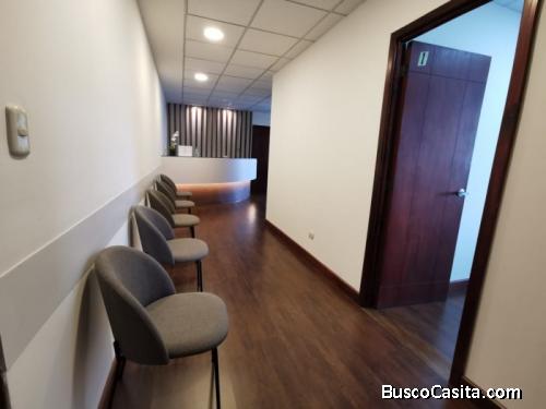 Consultorio  Médico En Edificio Condado El  Naranjo ; Idi: 116187