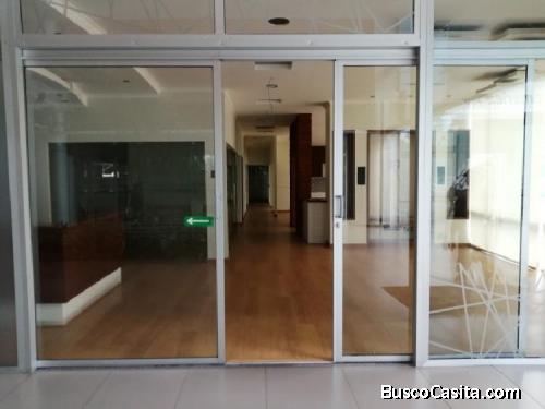 Local En Renta En Edificio De Zona 10 Avenida Reforma; Idi: 112854