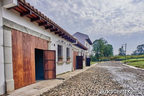 Casa En Venta Los Franciscanos Antigua Guatemala ; Idi: 112750