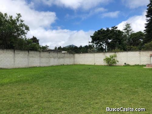 Terreno En Venta Residencial De San Lucas Sacatepéquez; Idi: 110179