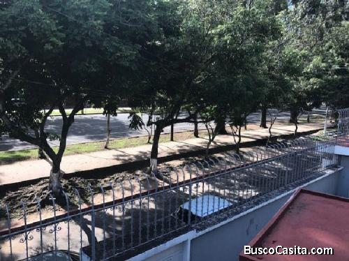 Casa En Renta  Sobre La Simeon Cañas Zona 2; Idi: 107517