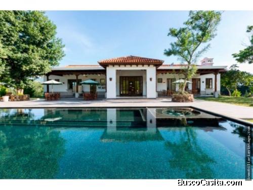 Preciosa casa vacacional Santa Delfina Antigua GT