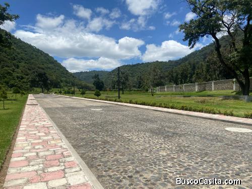 TERRENO RESIDENCIAL PLANO EN CONDOMINIO PASEO ANTIGUA 