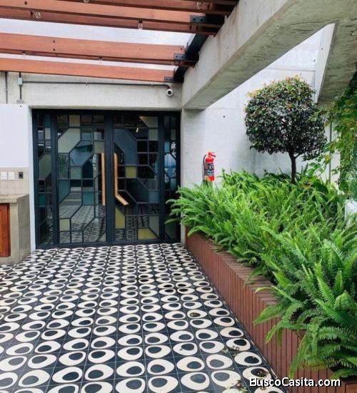 Rento Apartamento Zona 10 - Vista A Bosques; Idi: 132603