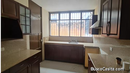 Casa En Venta En Zona 15 Vista Hermosa Iii ; Idi: 132108