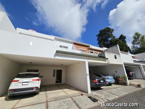 Casa en Alquiler en Res. Loma Verde CAES
