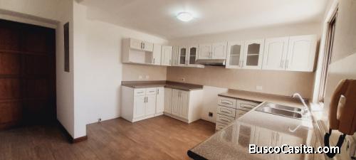 APARTAMENTO AMPLIO EN RENTA EN BONAIRE ZONA 14
