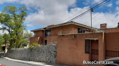 Casa En Venta En Montebello, Santa Catarina Pinula; Idi: 125527