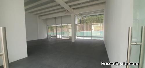 Alquilo Oficina En Km 9 Torre Tigo; Idi: 122241