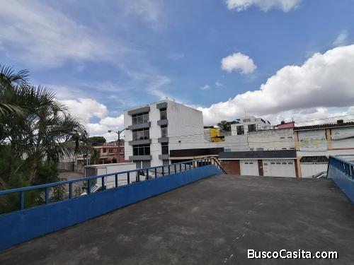 Kiosko En Alquiler En Zona 5 En Centro Comercial; Idi: 135494