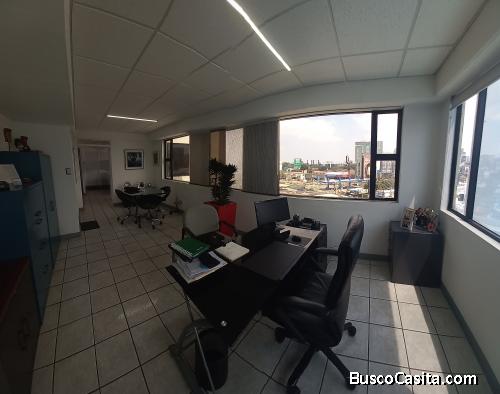 Venta Oficina Con Muebles Y Equipo Zona 10 + 2 Parqueos; Idi: 135034