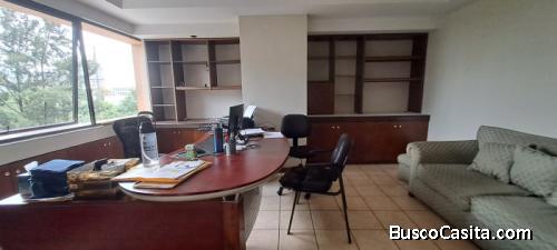 Oficina En Venta Gran Centro Comercial Zona 4 ; Idi: 133966