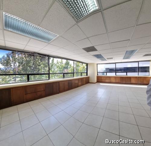 Oficina En Alquiler Centro Empresarial Zona 10; Idi: 131490