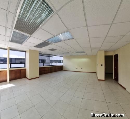 Oficina En Alquiler Centro Empresarial Zona 10; Idi: 131329