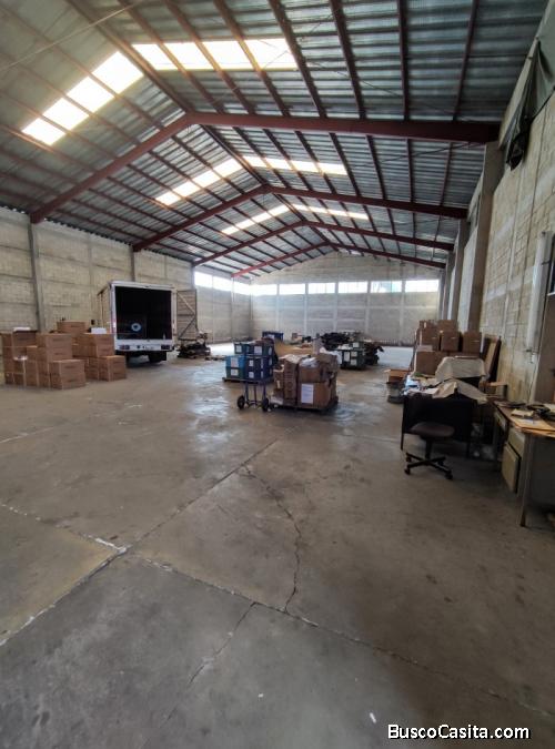 Alquilo Bodega De 1,400m2 En Puerta Parada, Km 13.5; Idi: 116703