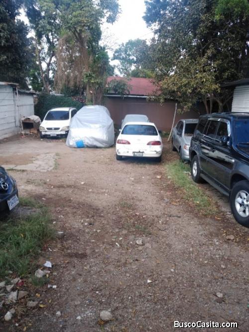 Rento Terreno Comercial En Zona 14 Sector La Villa ; Idi: 114533