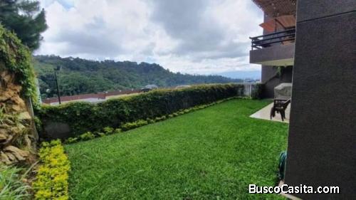 Vende Apartamento Con Jardín En Primer Nivel Zona 16 ; Idi: 111053