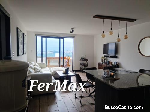 Alquilo apartamento en zona 12, PETAPOLIS.  Con LÍNEA BLANCA.  Vista a los Volcanes 