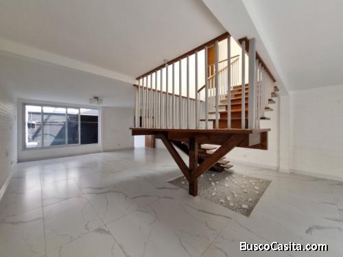 Casa En Venta Zona 14 Fuera De Condominio; Idi: 130583