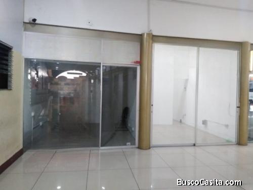 Venta  Local Centro Comercial En Calzada Roosevelt Z. 7; Idi: 126922