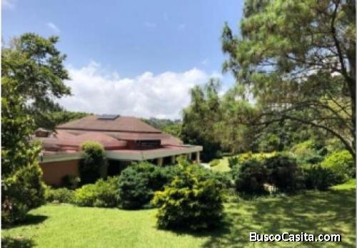 Casa En Venta Muxbal Santa Catarina Pinula ; Idi: 115937