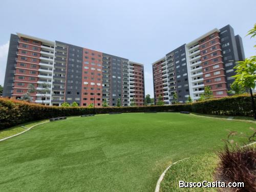 Apartamento En Venta En Zona 14 En La Villa; Idi: 89937