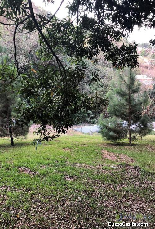 Terreno En Venta Excelente Ubicación Colinas De Castel; Idi: 87206