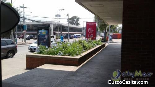 Céntrico Local En Alquiler En Zona 9 Muy Cerca De Centro Comercial Montufar; Idi: 80045