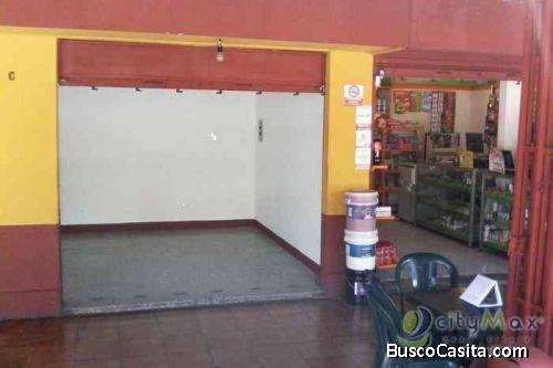 Renta De Local Comercial A 50 Mts De La Calzada Rooselvet; Idi: 77964