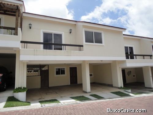 Venta Casa Zona 16 Cascadas Vista Hermosa 4; Idi: 67751