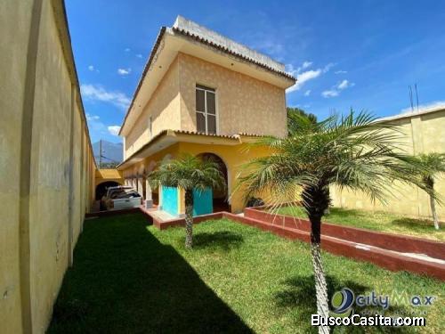 Venta Y Renta De Casa Grande En Ciudad Vieja Sac. ; Idi: 104664