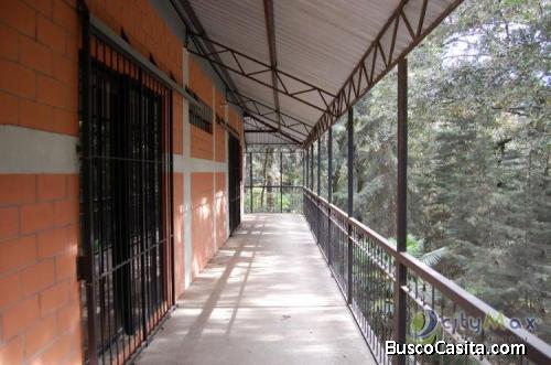 Se Vende Terreno Con Casa Santa Lucia Milpas; Idi: 90638