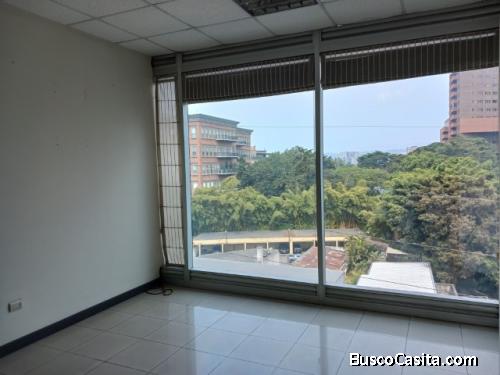 Oficina Para Clínica En Renta Zona 10 Sixtino 2; Idi: 134096