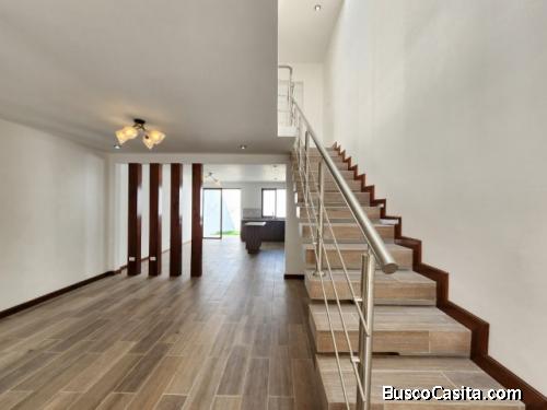 Casa En Venta Puerta De Hierro Zona 16 Guatemala; Idi: 133737