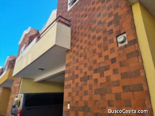Casa En Venta En Quinta Los Encinos Zona 7 Mixco; Idi: 127786